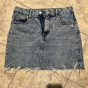 Wild Fable Distressed Mini Skirt Women’s Size 10